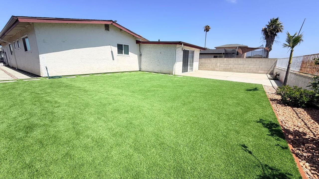 1515 Kenalan Dr - Photo 6 of 28