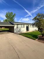 featured image of 247 N Cove Dr