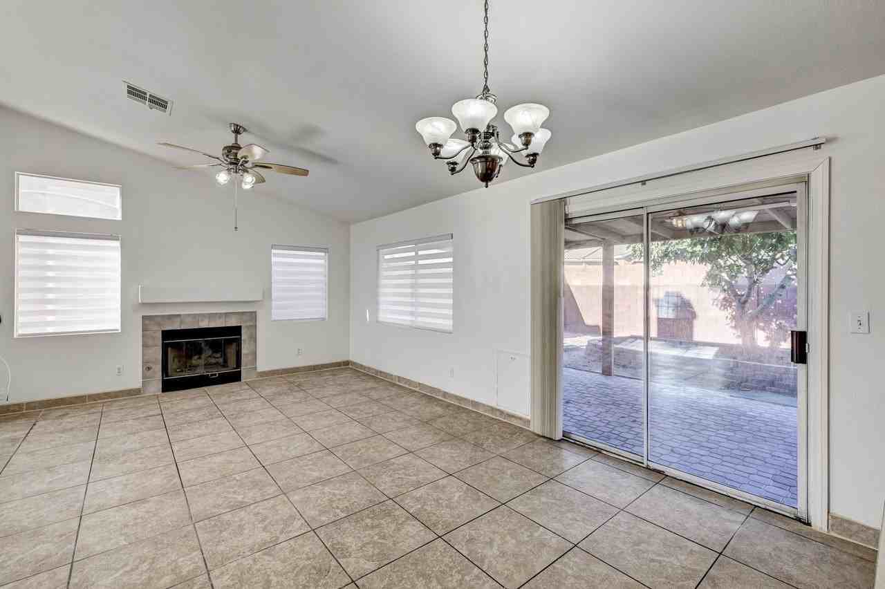 2808 Glen Aulin St - Photo 5 of 21
