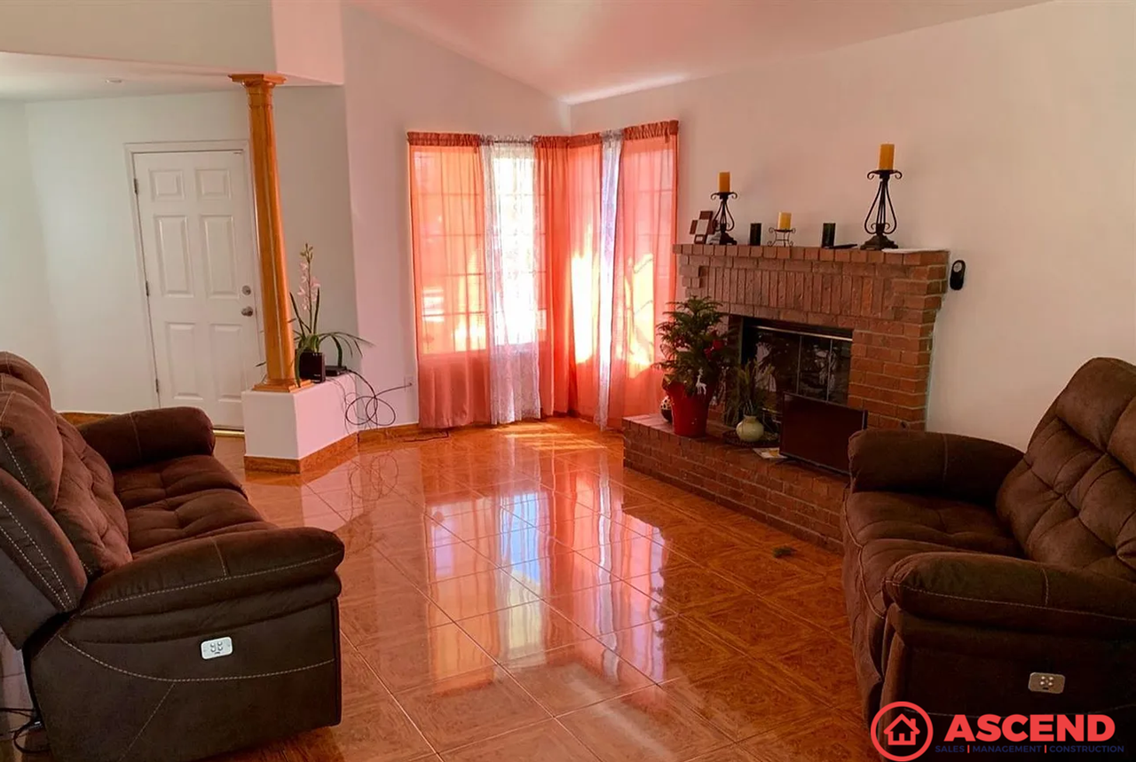 5821 Summer Cypress Dr - Photo 2 of 8