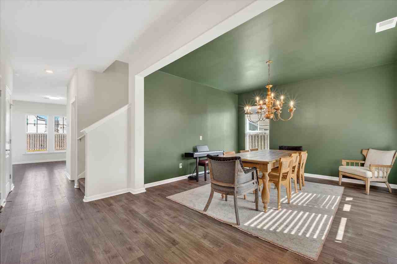 113 Brookline Dr - Photo 4 of 27