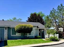featured image of 6920 Chesterfield Ln