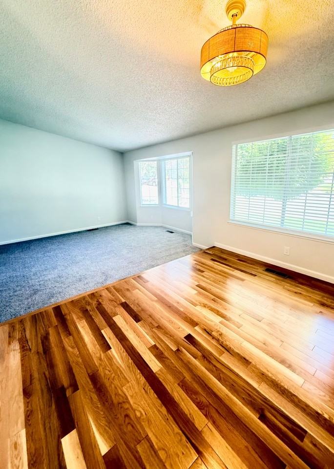 6920 Chesterfield Ln - Photo 5 of 13