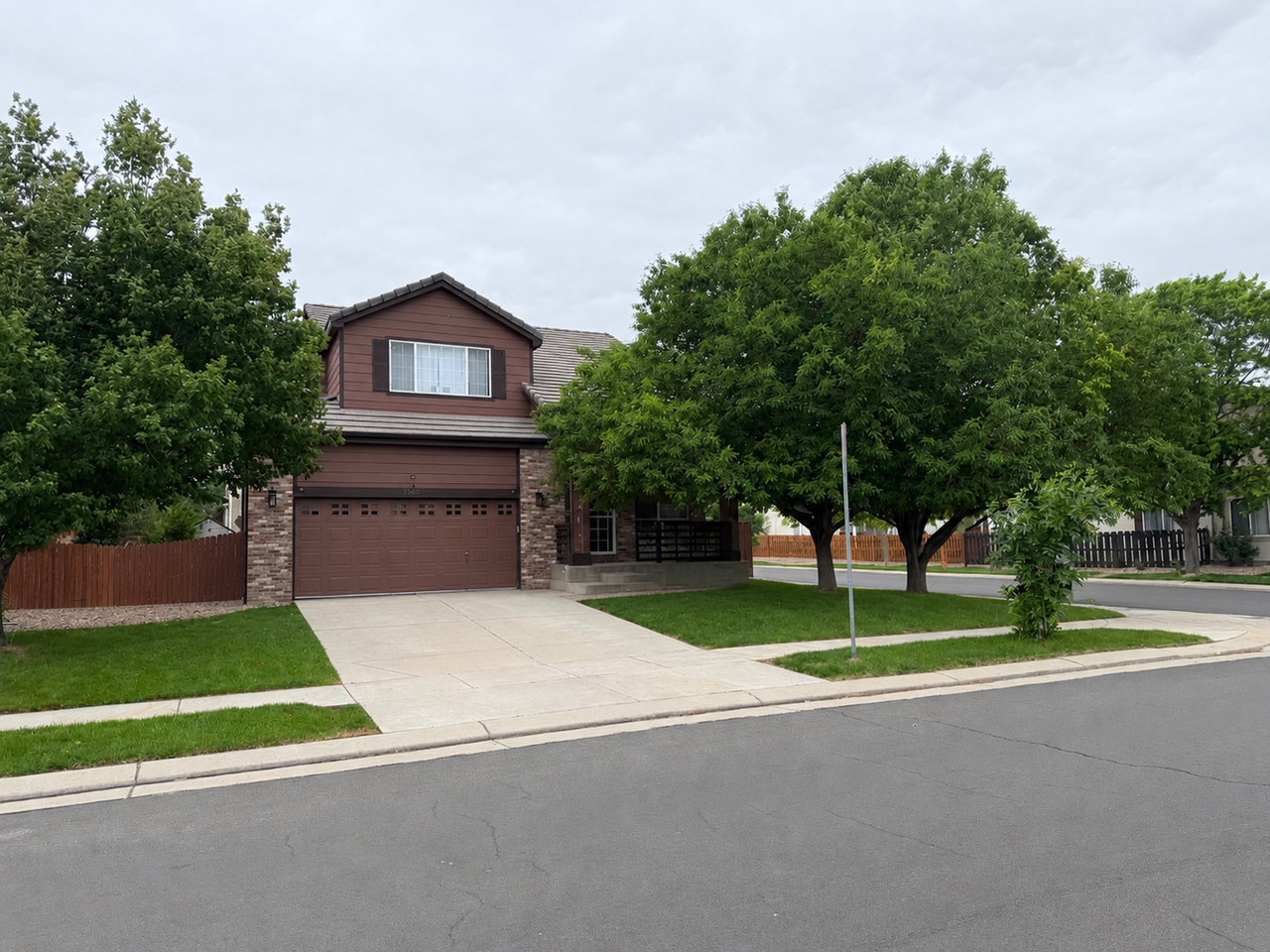 15584 E 97th Ave - Photo 2 of 14