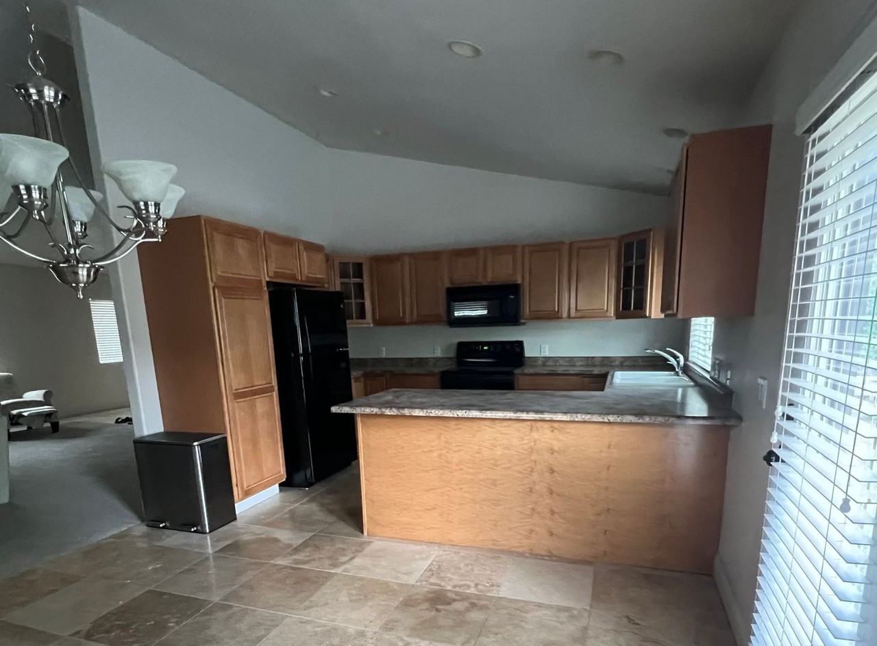 3951 Sky Ranch Dr - Photo 4 of 13
