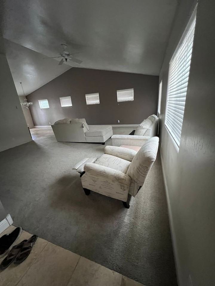 3951 Sky Ranch Dr - Photo 7 of 13