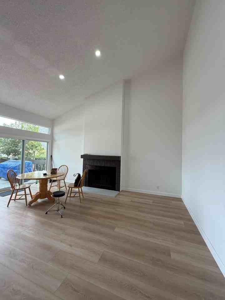 1088 San Gabriel Blvd - Photo 5 of 24