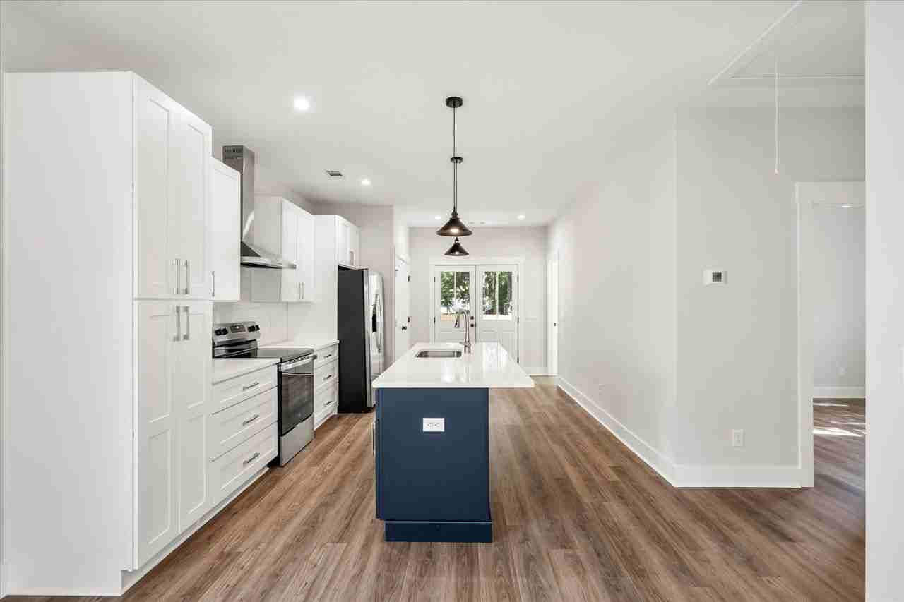 5406 Mildred St - Photo 6 of 14