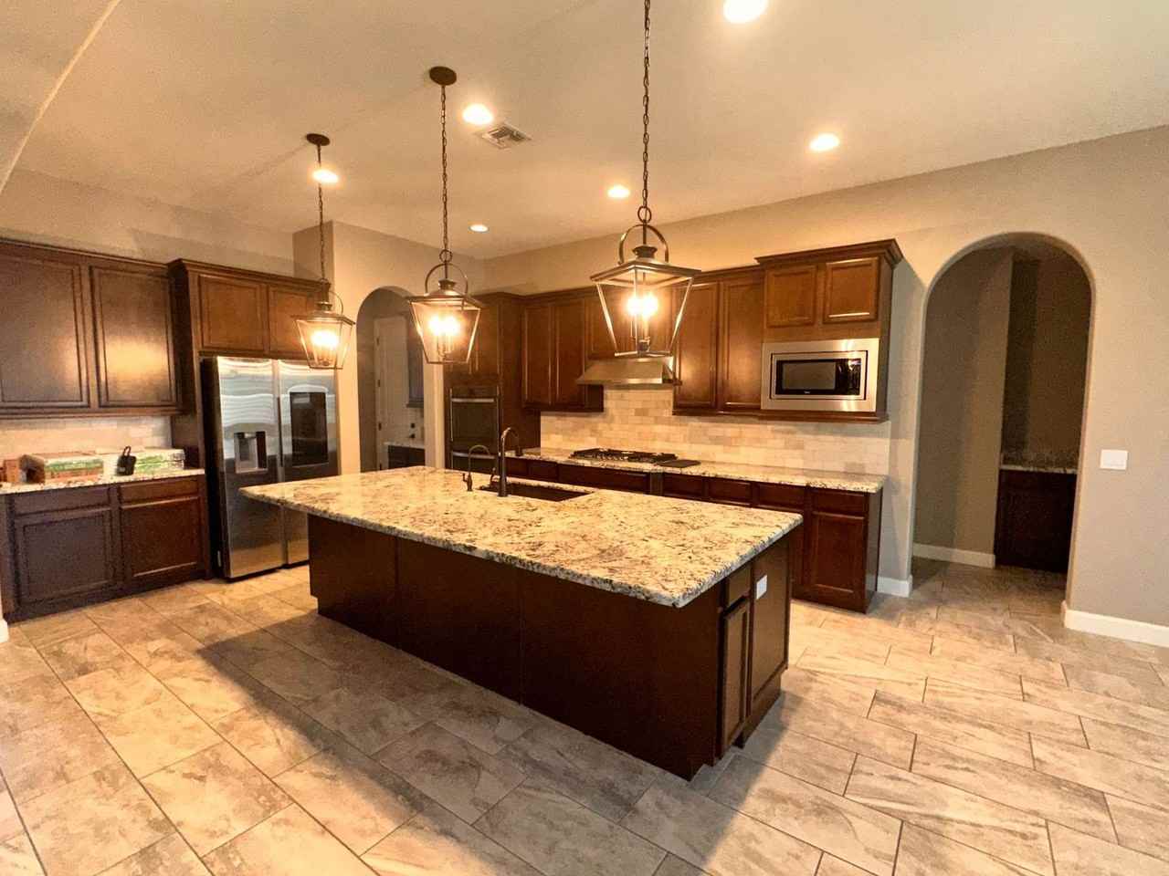 3902 S White Dr - Photo 2 of 30