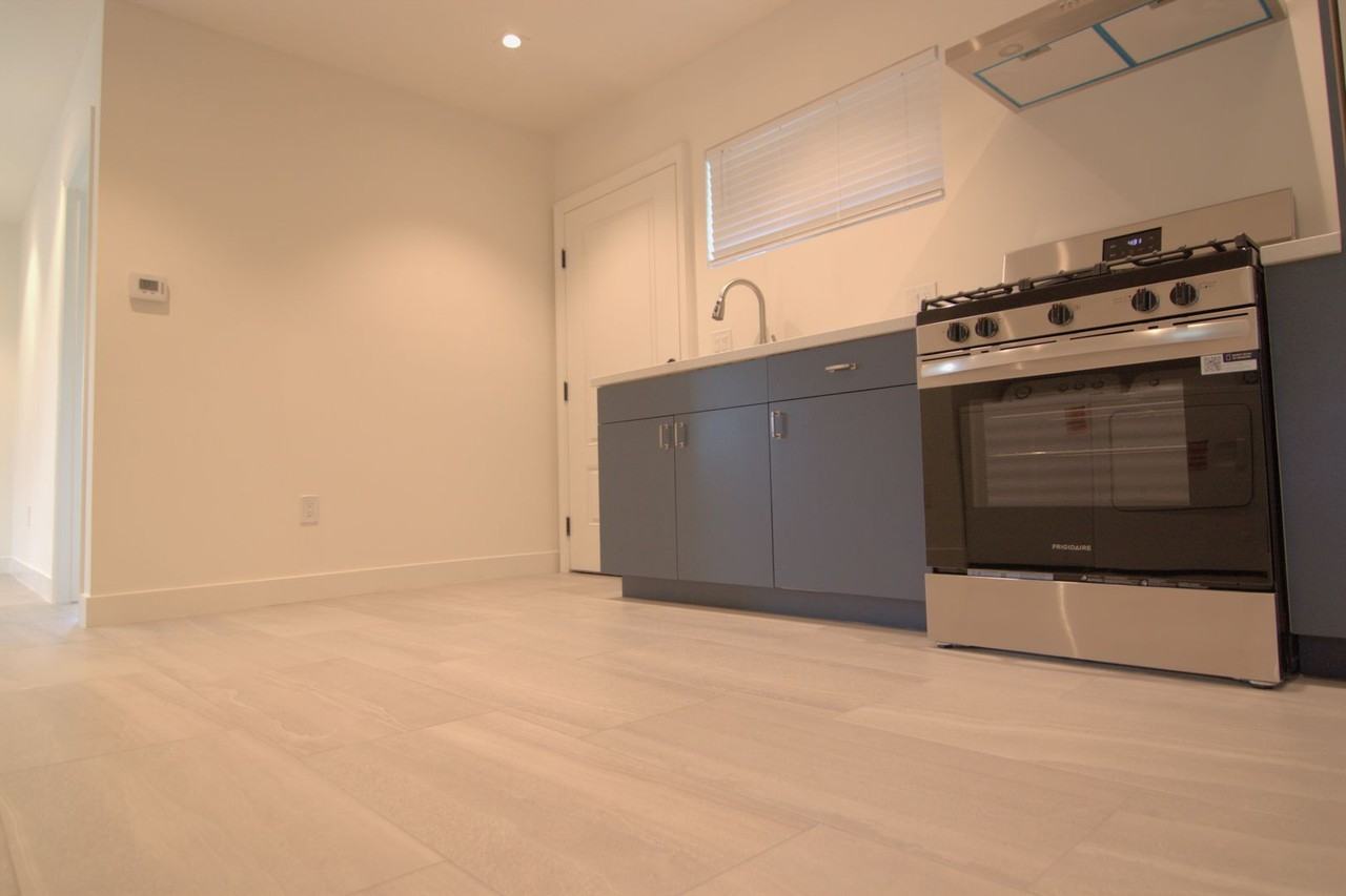 Harding Ave - Photo 3 of 14
