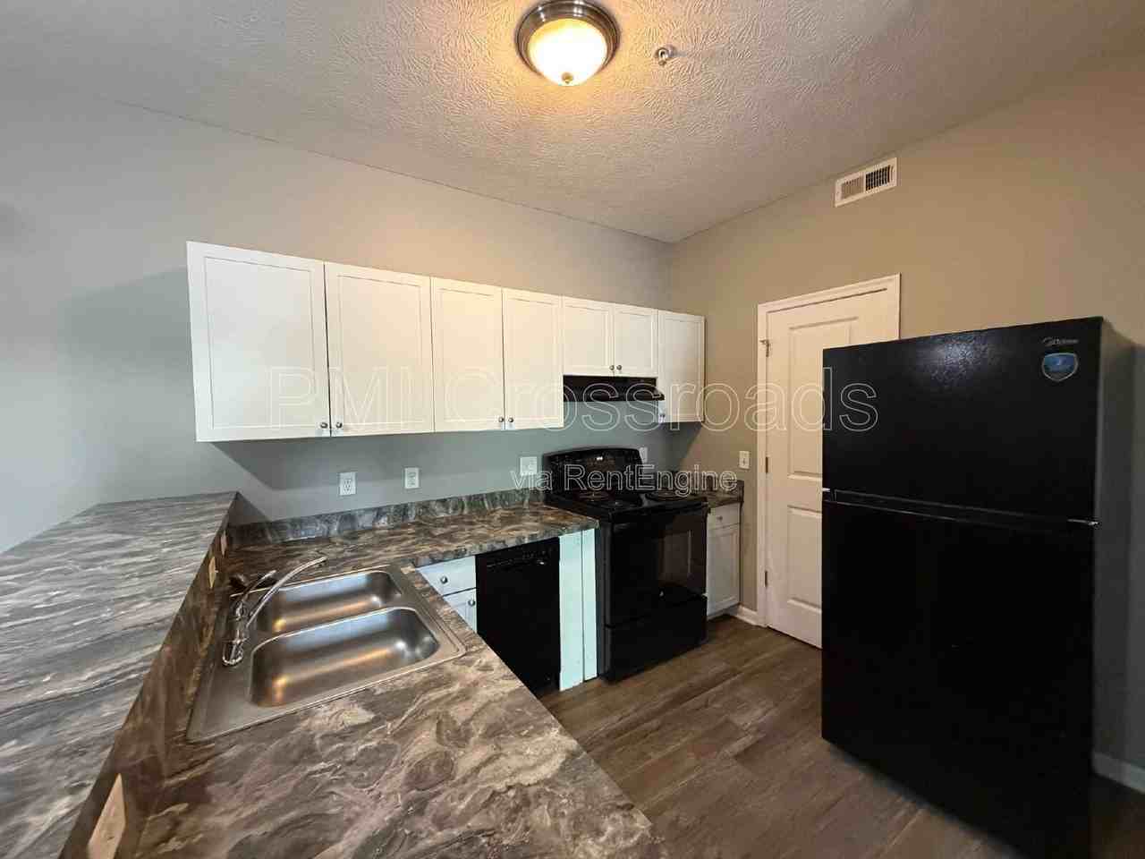 858 Taylor Station Rd #858-104 - Photo 4 of 16