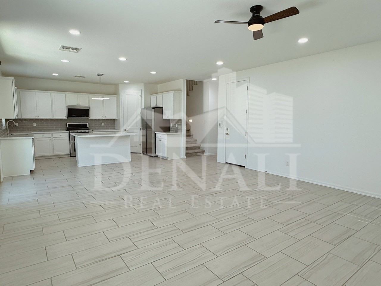 11326 E Unger Ave - Photo 5 of 32