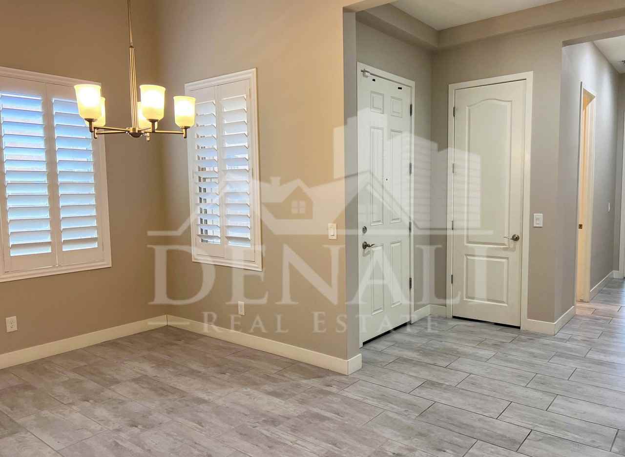 4638 E Navigator Ln - Photo 2 of 33