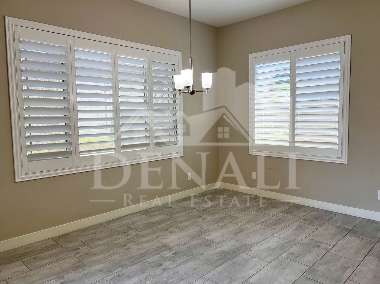 4638 E Navigator Ln - Photo 5 of 33