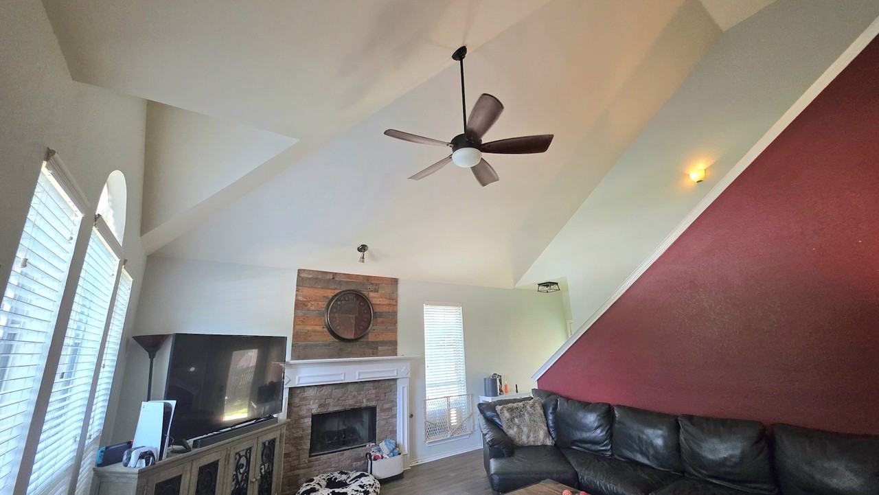 1704 Shady Creek Drive - Photo 6 of 42