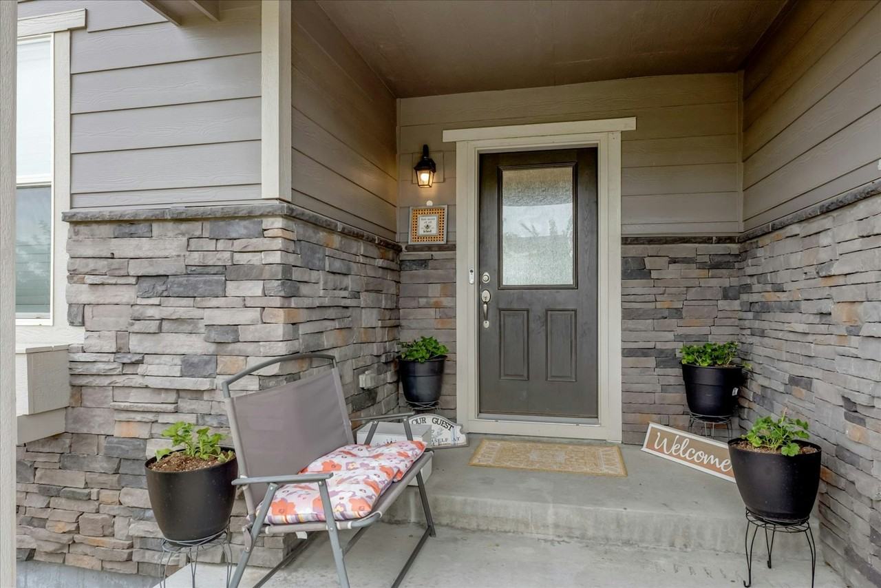 7986 South Grand Baker Way - Photo 2 of 32