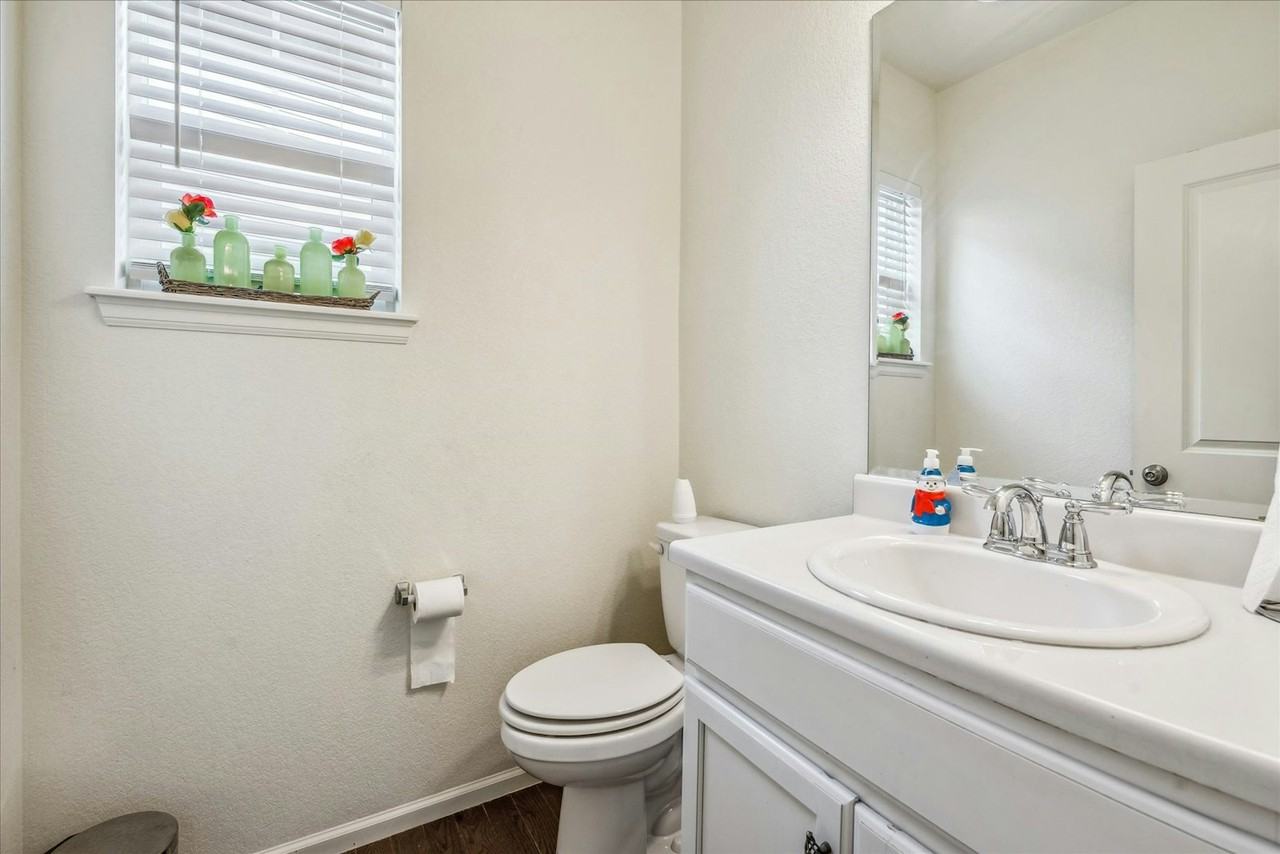 7986 South Grand Baker Way - Photo 3 of 32