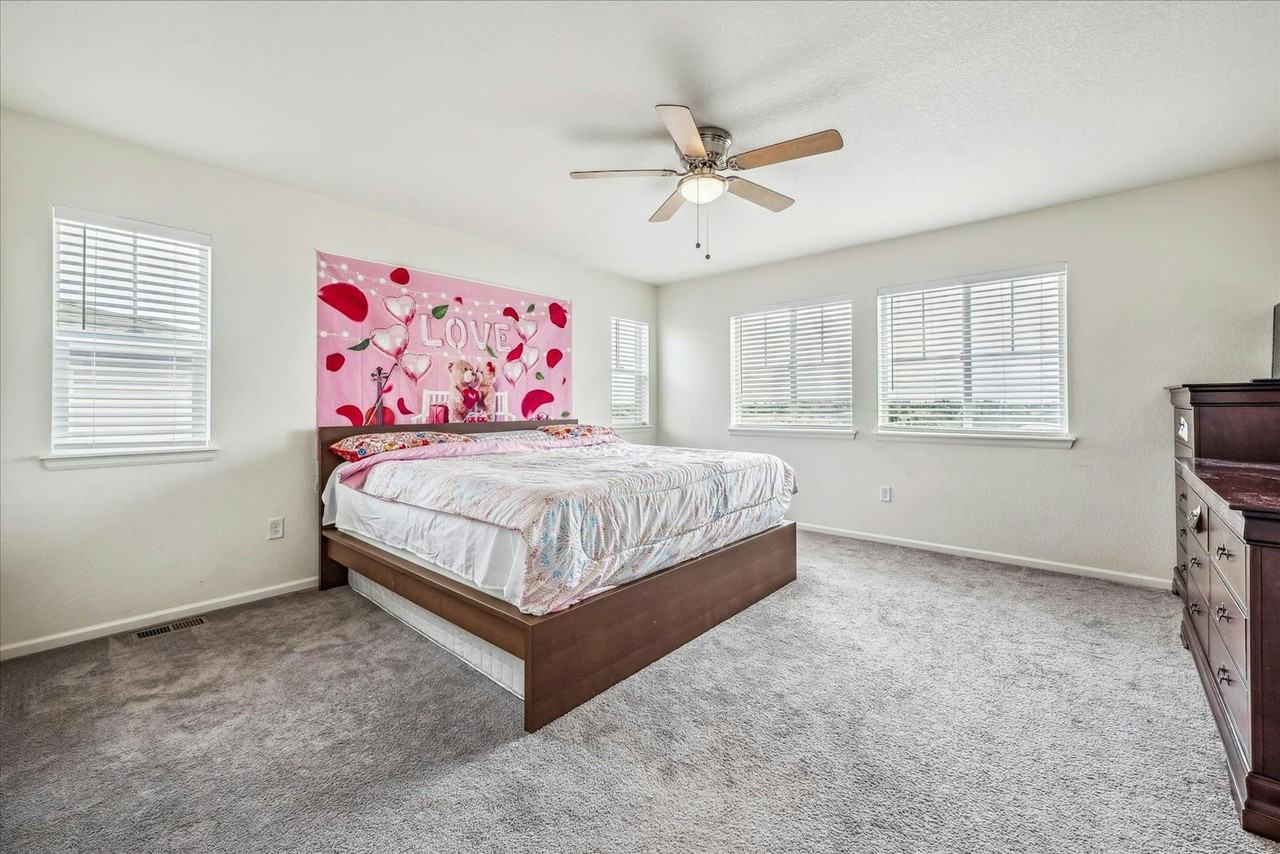 7986 South Grand Baker Way - Photo 5 of 32