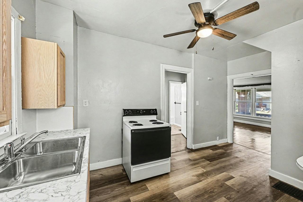 427 Kolping Avenue, Unit 427 - Photo 3 of 18