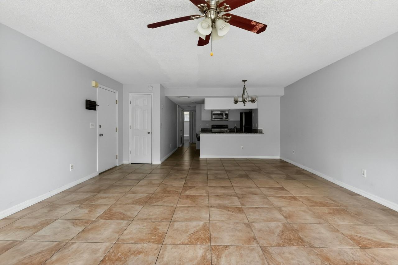 2016 Royal Bay Boulevard, Unit 103 - Photo 3 of 18