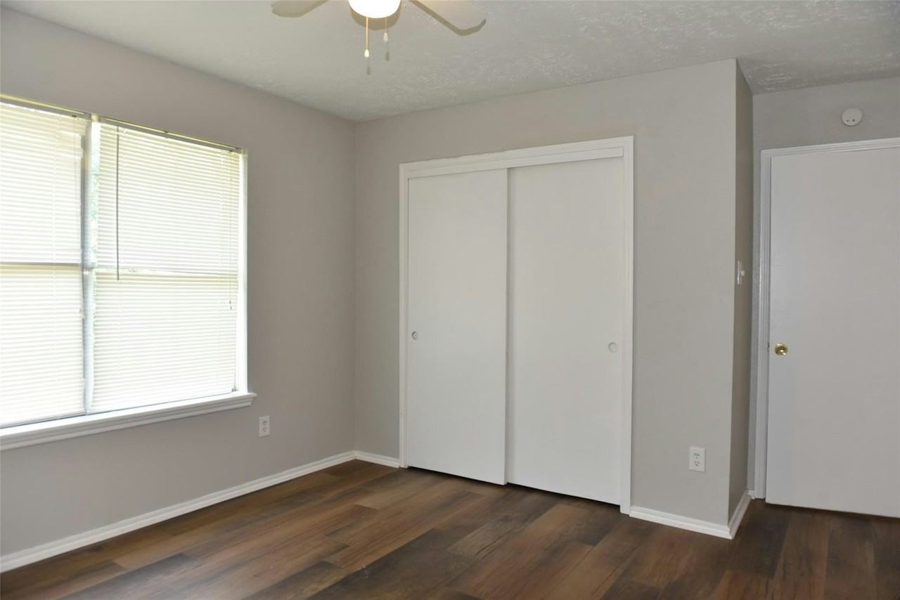12303 Glenmeadow Drive - Photo 5 of 19