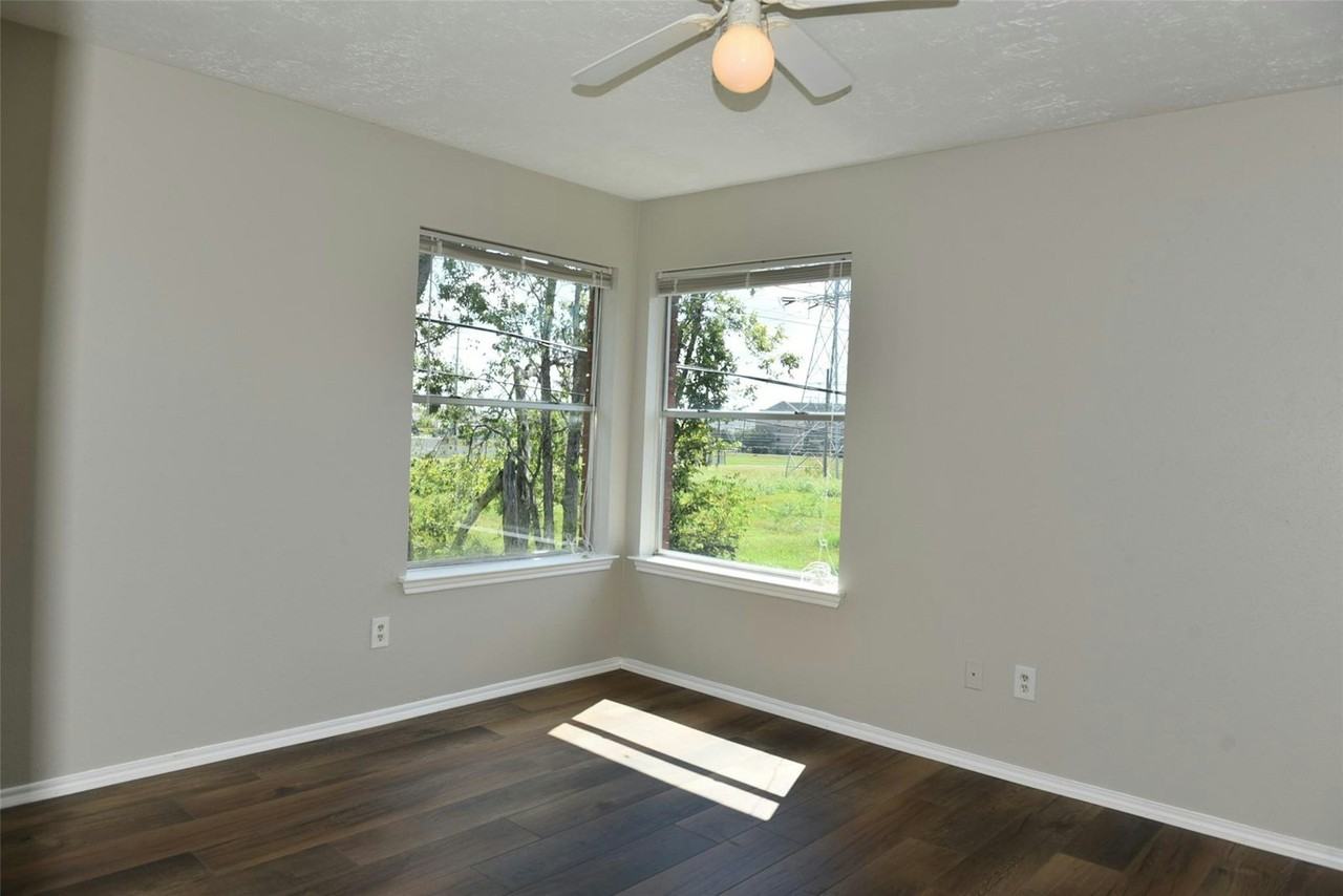12303 Glenmeadow Drive - Photo 6 of 19