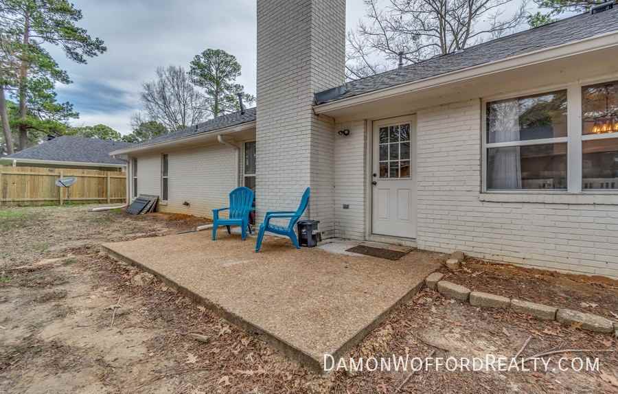 103 Live Oak Ln - Photo 5 of 37