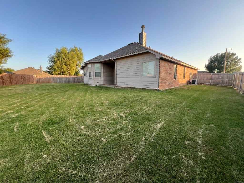 2400 Rookhaven Ln - Photo 5 of 30