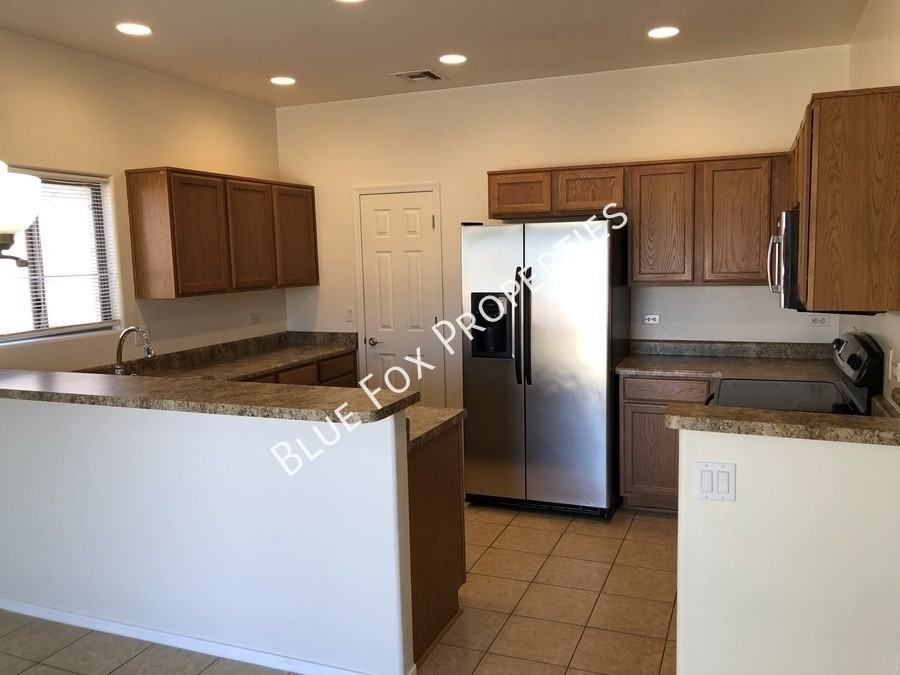 7651 E Majestic Palm Ln - Photo 2 of 26