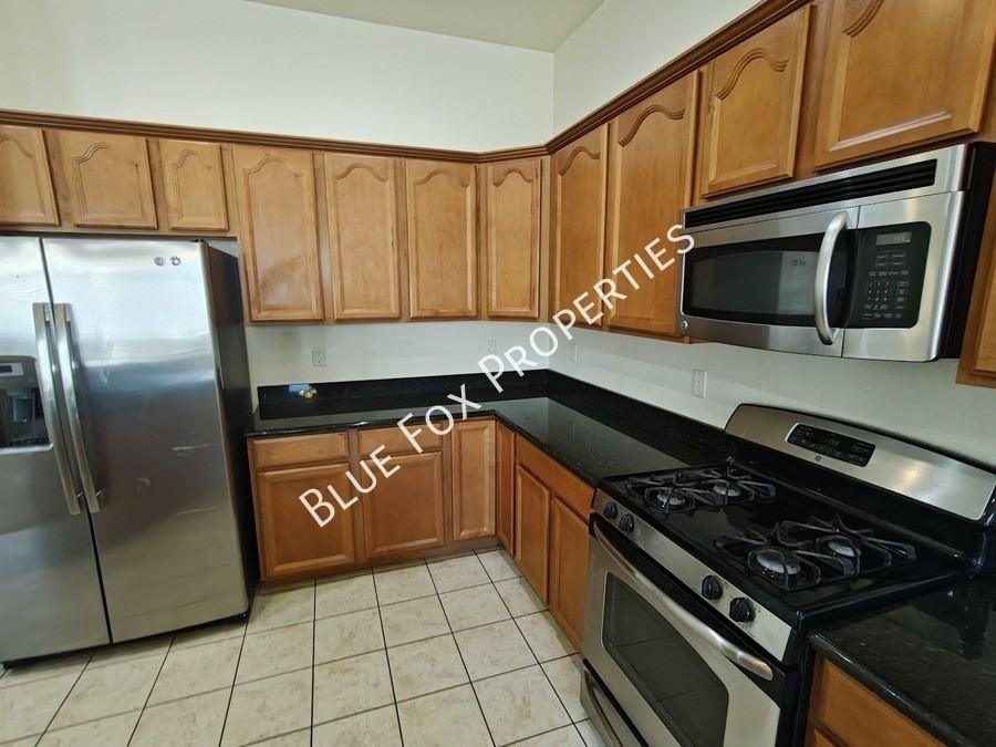 324 N Oak Tree Canyon Loop - Photo 7 of 49
