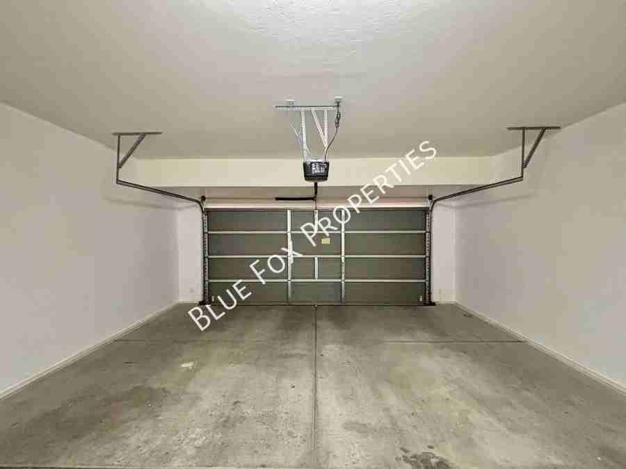3534 W Goshen Dr - Photo 2 of 25