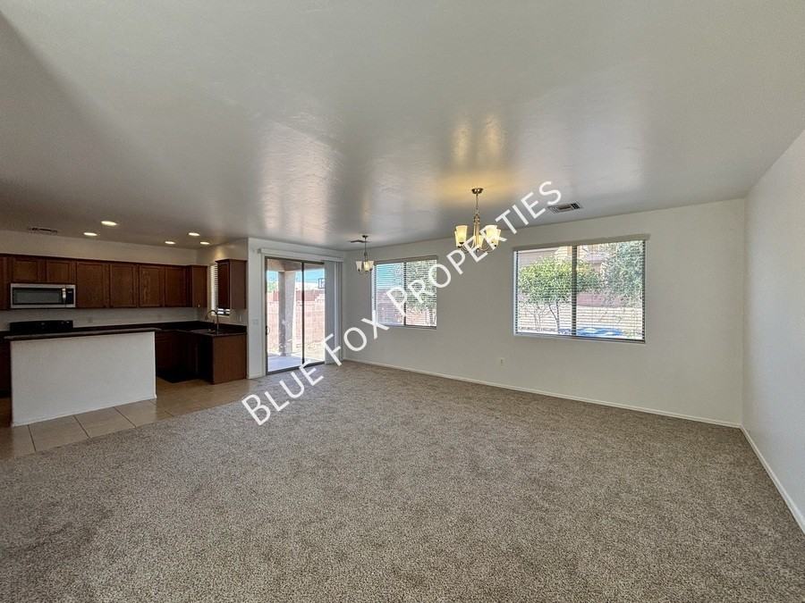 3534 W Goshen Dr - Photo 5 of 25