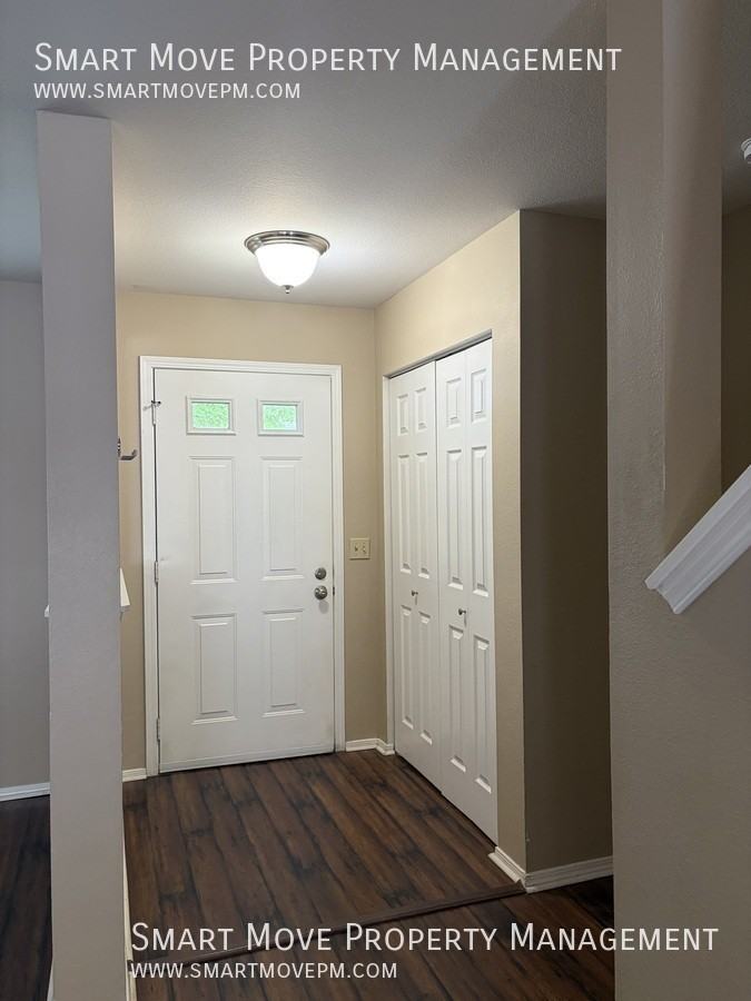 2234 S Shoshone St - Photo 4 of 20