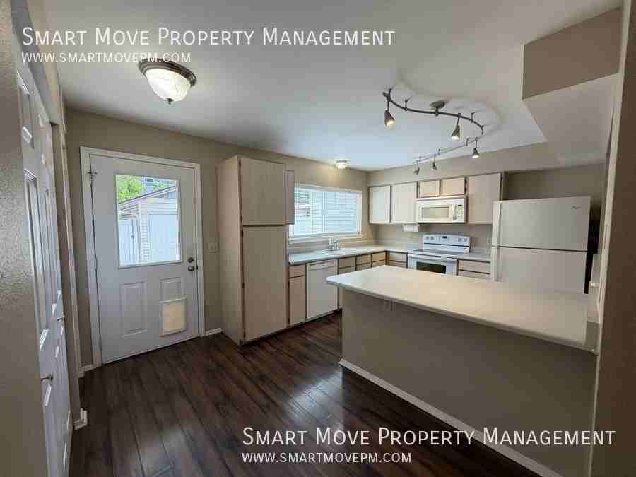 2234 S Shoshone St - Photo 7 of 20