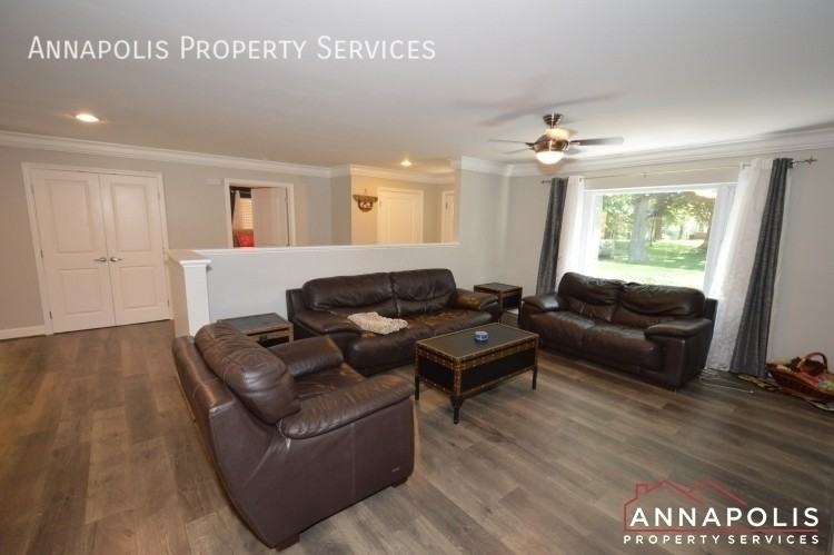 816 Maple Rd - Photo 7 of 40