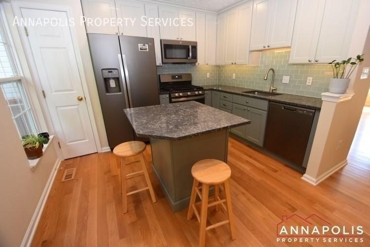 8735 Thornbrook Dr - Photo 2 of 35