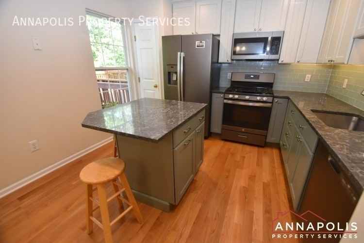 8735 Thornbrook Dr - Photo 4 of 35
