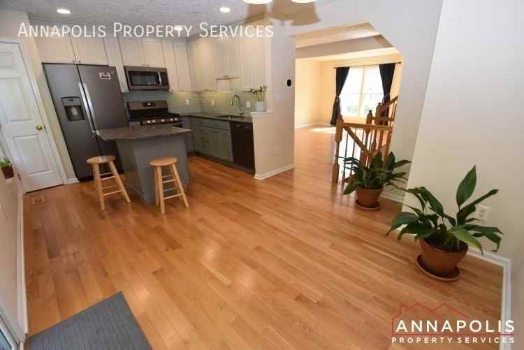 8735 Thornbrook Dr - Photo 5 of 35
