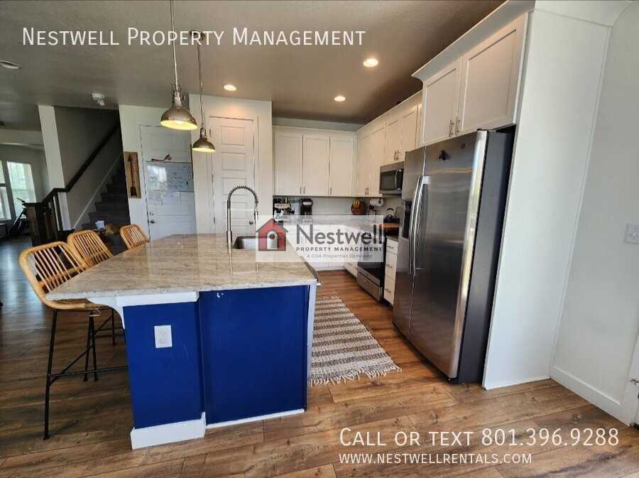 5233 W Arista Way - Photo 5 of 22