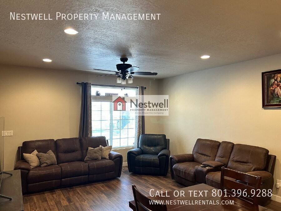 5696 W Red Ridge Ln - Photo 6 of 33