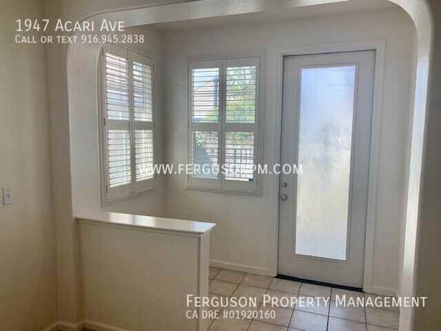 1947 Acari Ave - Photo 7 of 18