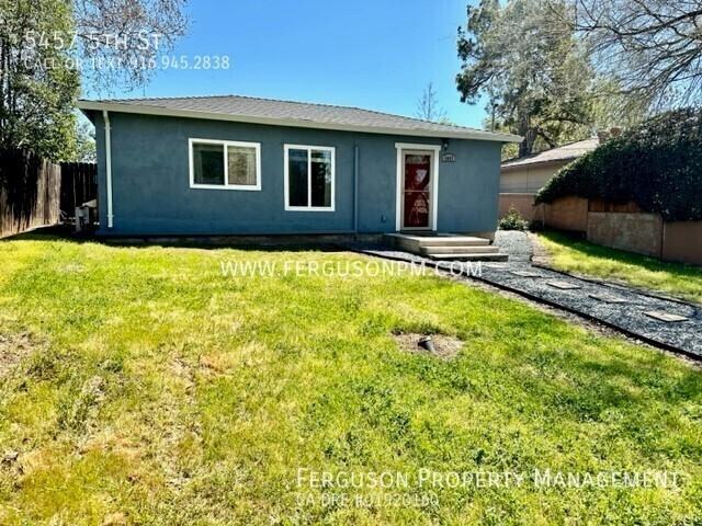 5457 5th St - Photo 4 of 20