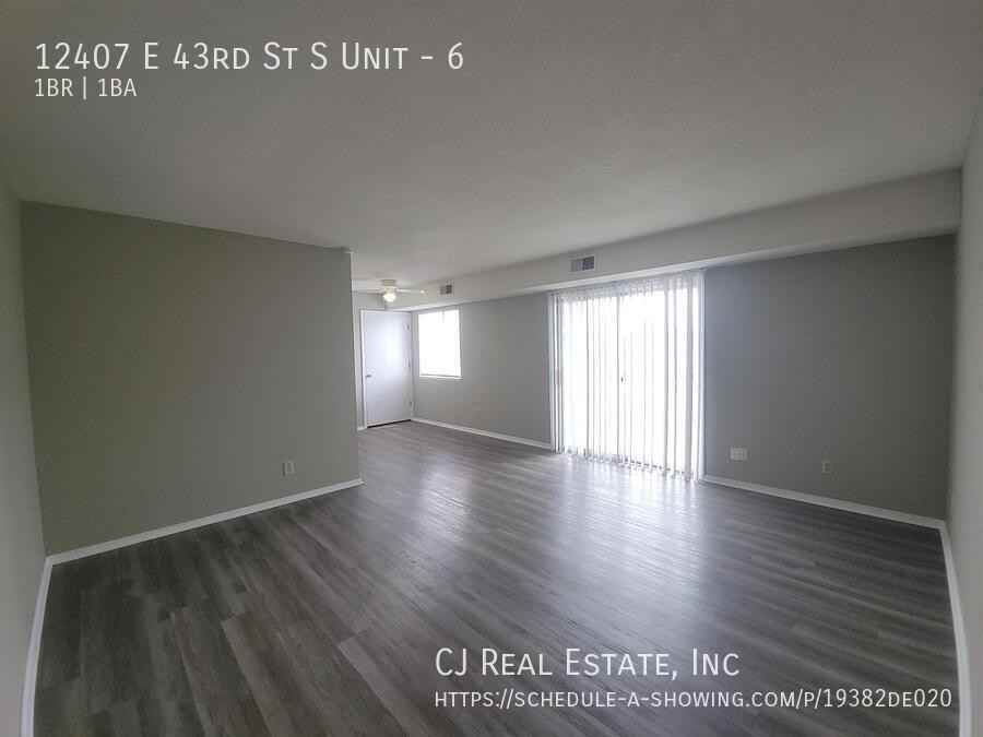 12407 E 43rd St S #6 - Photo 4 of 11