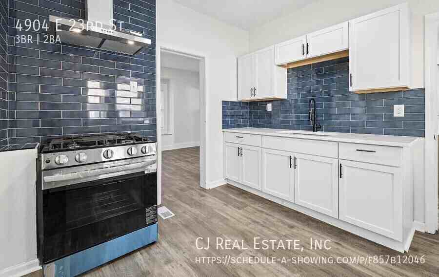 4904 E 23rd St - Photo 5 of 11