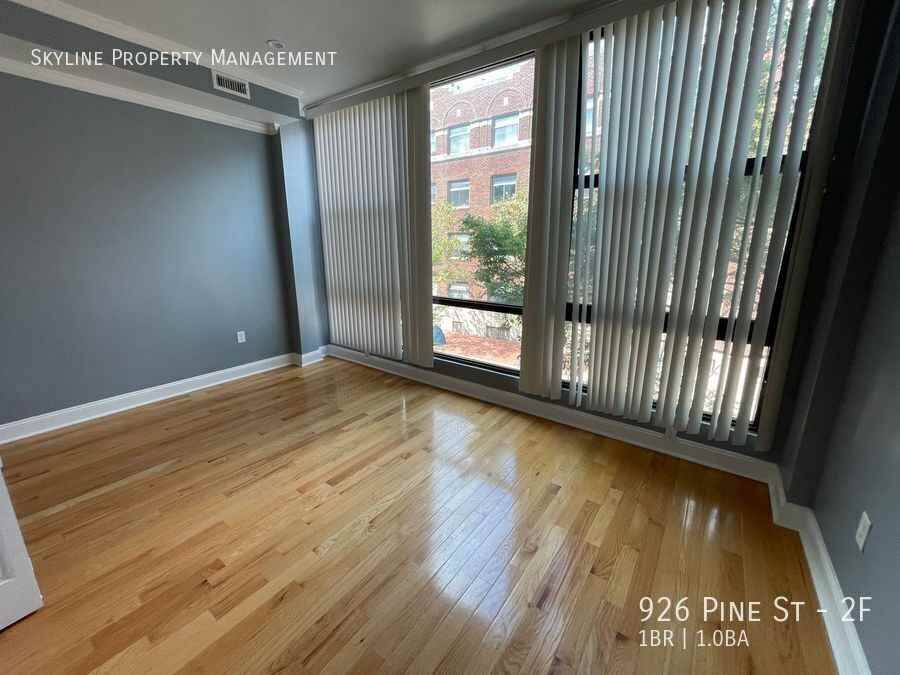 926 Pine St #2F - Photo 6 of 6