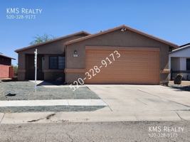 featured image of 1616 W Wood Crest Ct