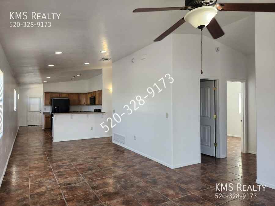 150 W 34th St - Photo 3 of 25