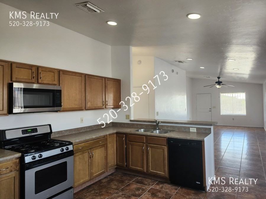 150 W 34th St - Photo 7 of 25