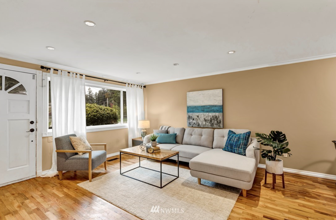 16721 Ne 9th St - Photo 3 of 33