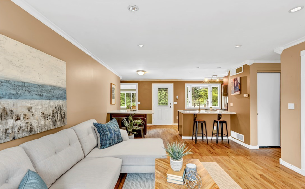 16721 Ne 9th St - Photo 5 of 33